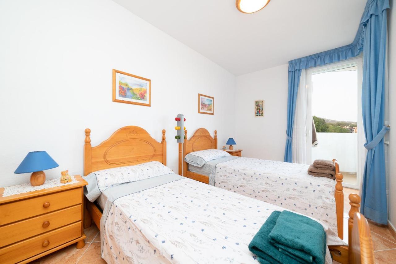 Beach Apartment Calafell Center With Parking Buitenkant foto