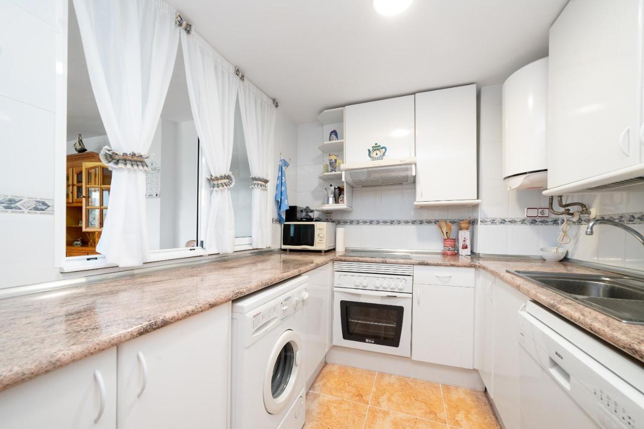 Beach Apartment Calafell Center With Parking Buitenkant foto